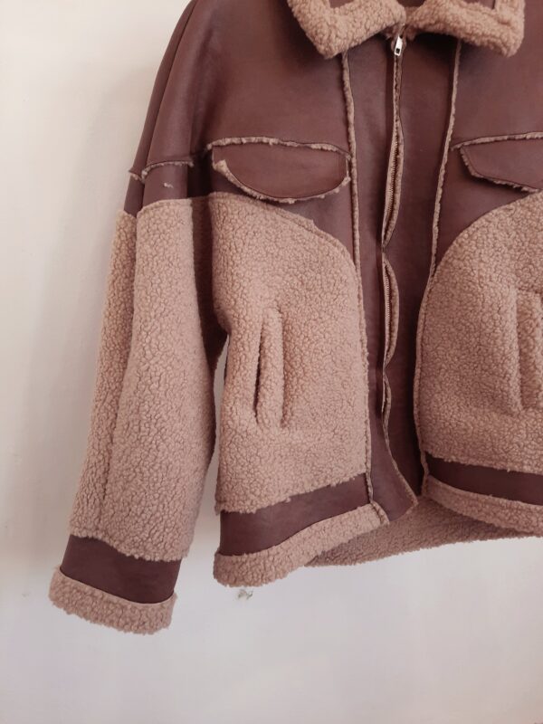2025/09/1000766529-scaled.jpg Campera oversize Franca