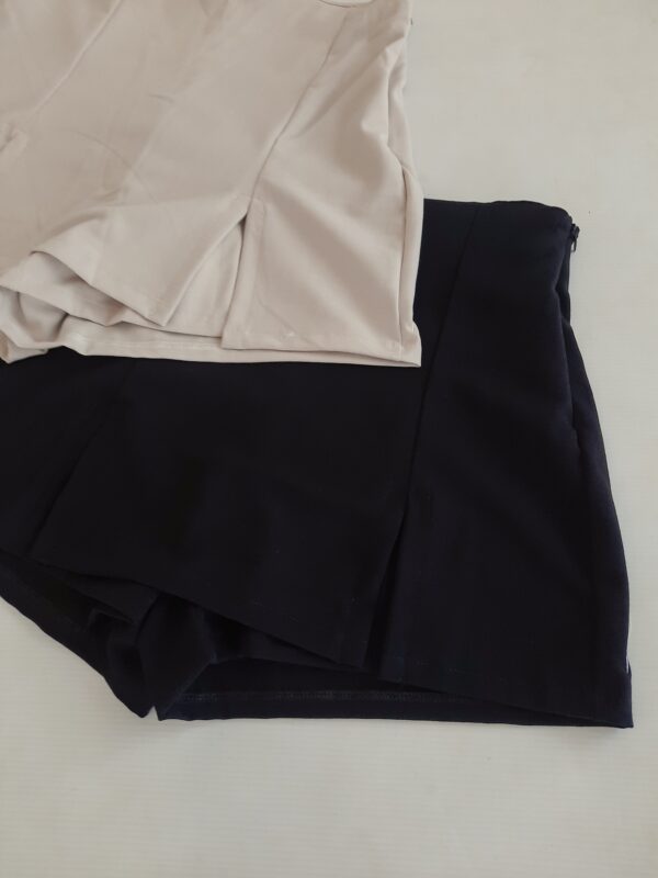 2025/10/1000435483-scaled.jpg Skort Sastrero