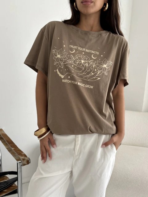 Remera Magic